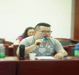 台属新生代青年李根平交流发言