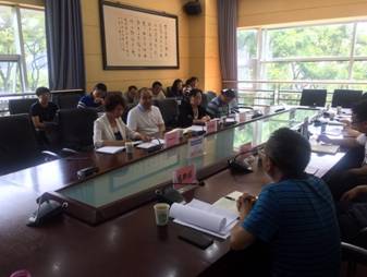 座谈会1.jpg