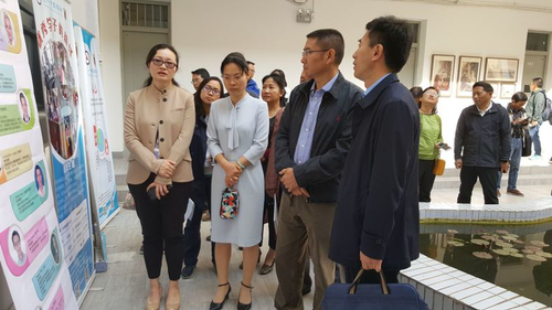 在为期两天的时间里,调研组一行先后来到昆一中,昆明市外国语学校