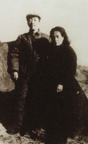 胡愈之、沈兹九夫妇于1948年秋到达李家庄