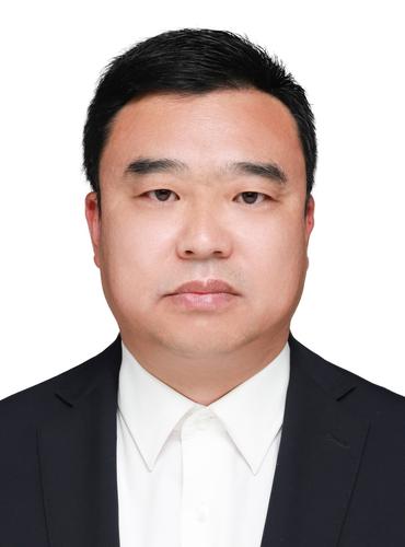 董  明