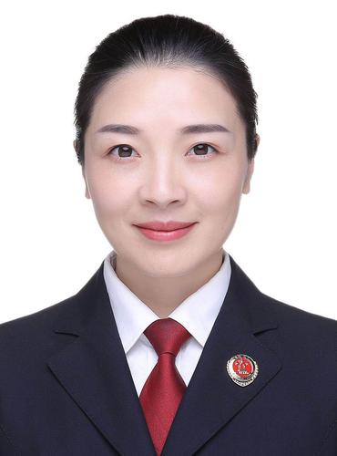 龙  蕊