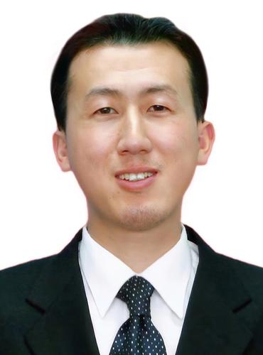 李  江
