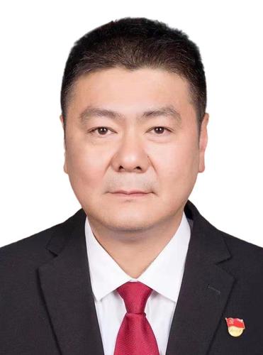 吕  丰