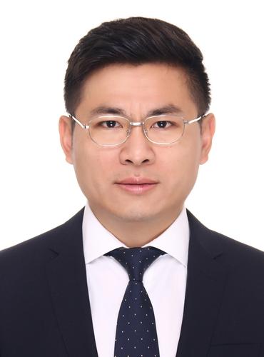 严  敏