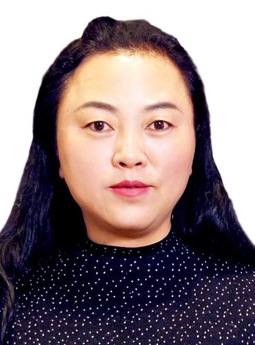 杨洪英