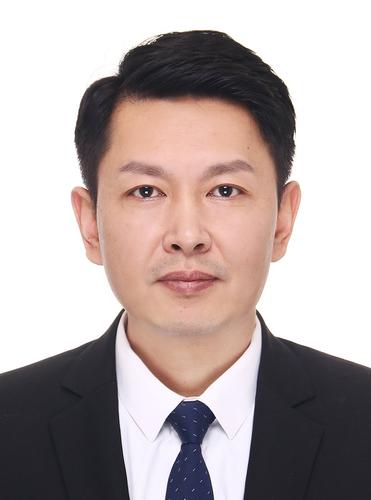 朱劲臻
