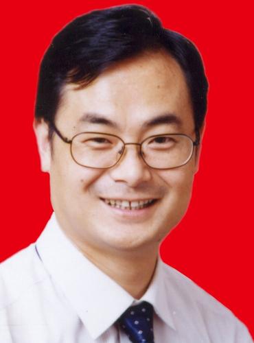 段昌群