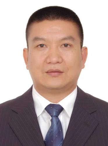 张  宏
