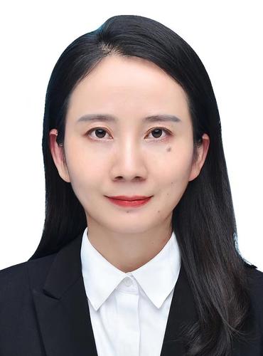 邱  兰