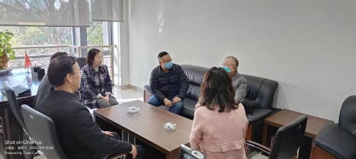 市委统战部看望民建市委老领导