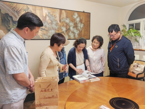 市侨青委到思明区侨联学习交流 (4)