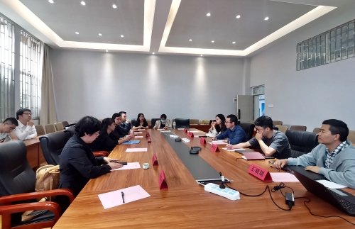 4、召开座谈会2